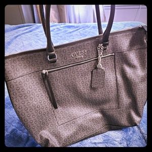 Brand new GUESS PURSE